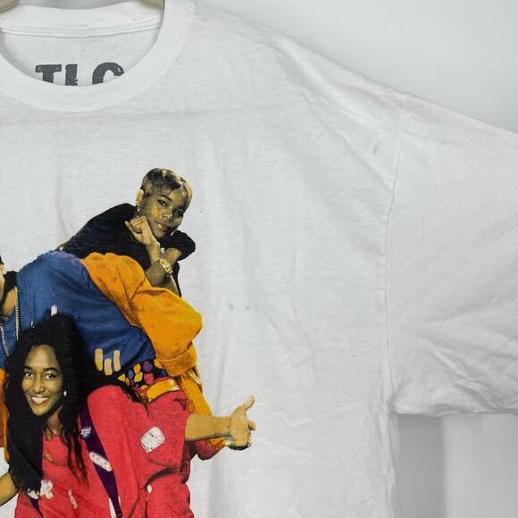 TLC Graphic Band Tee Short Sleeve T-Shirt Women's Size XL NWOT - Picture 4 of 7